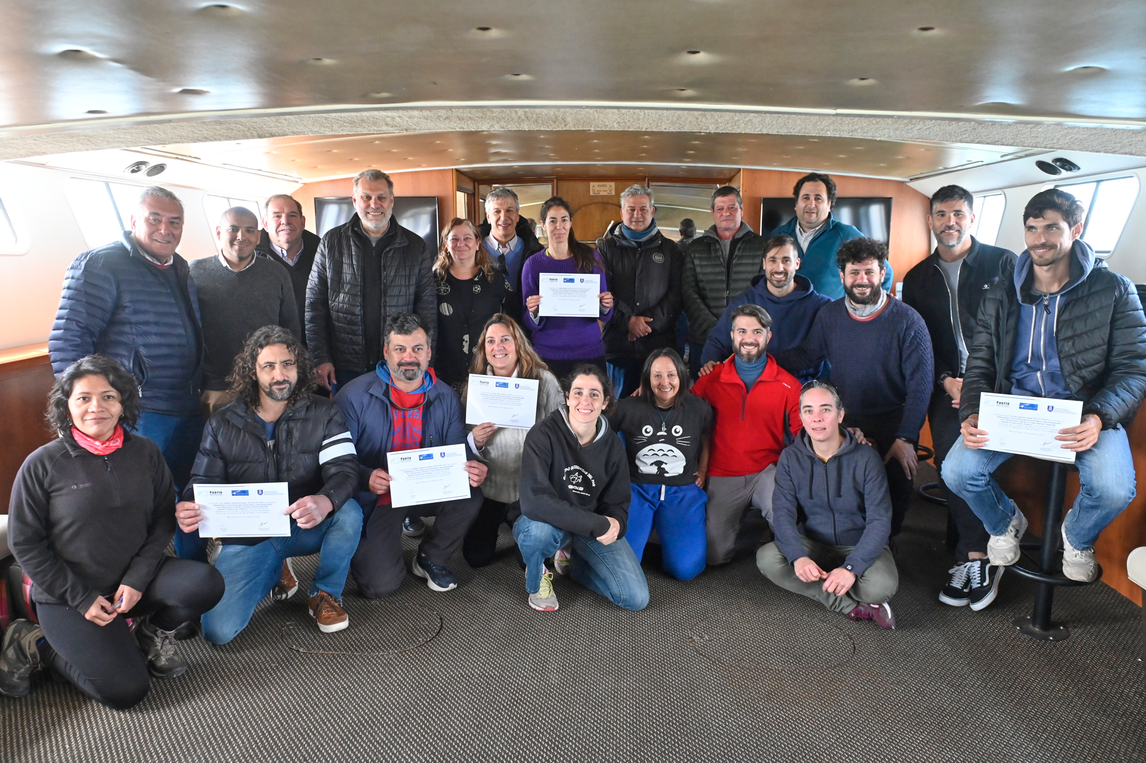 Capacitan para observadores de fauna marina vulnerable durante prospecciones sísmicas