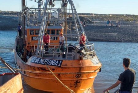 Langostino. Finalizando una tard铆a prospecci贸n en aguas jurisdiccionales de Chubut, ma帽ana quedar铆a oficialmente abierta la zafra