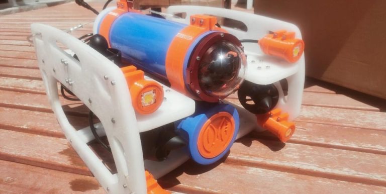 Crean un Vehículo Operado a Remoto (ROV) para observar, investigar y monitorear el fondo marino