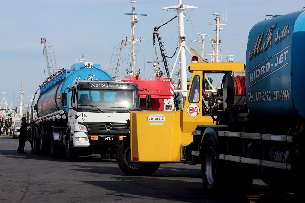 Cámaras empresarias exigen suspensión de normativa de la Prefectura Naval Argentina