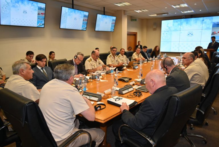 La Prefectura en jornada de perfeccionamiento sobre siniestros e incidentes mar铆timos