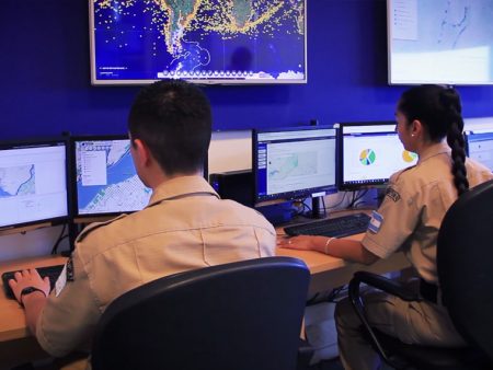 La Prefectura Naval Argentina instaura el Sistema Guardacostas