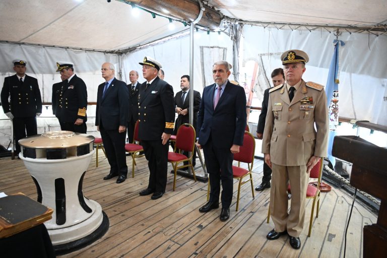 90潞 Aniversario de la Liga Naval Argentina