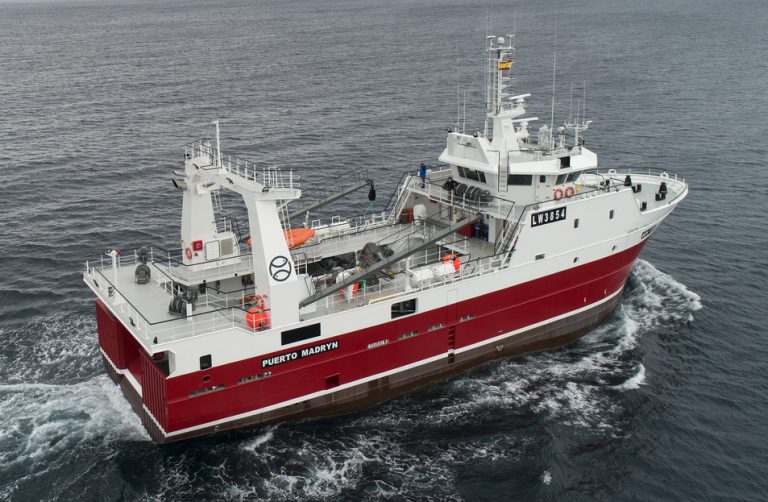 Qued贸 definida la flota que dar谩 inicio a la prospecci贸n de langostino