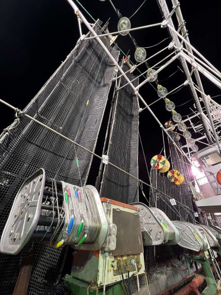 El SOMU denuncia violaciones a la jornada laboral en la flota pesquera potera