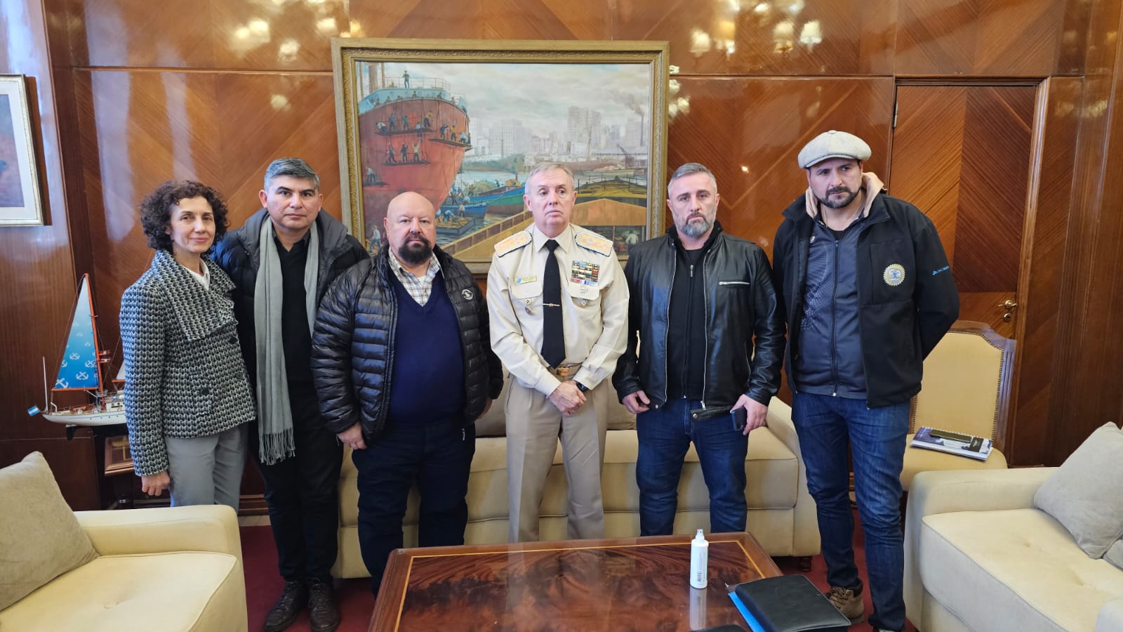 M谩ximas autoridades de la Prefectura Naval Argentina y SICONARA encontraron soluci贸n a problema de larga data