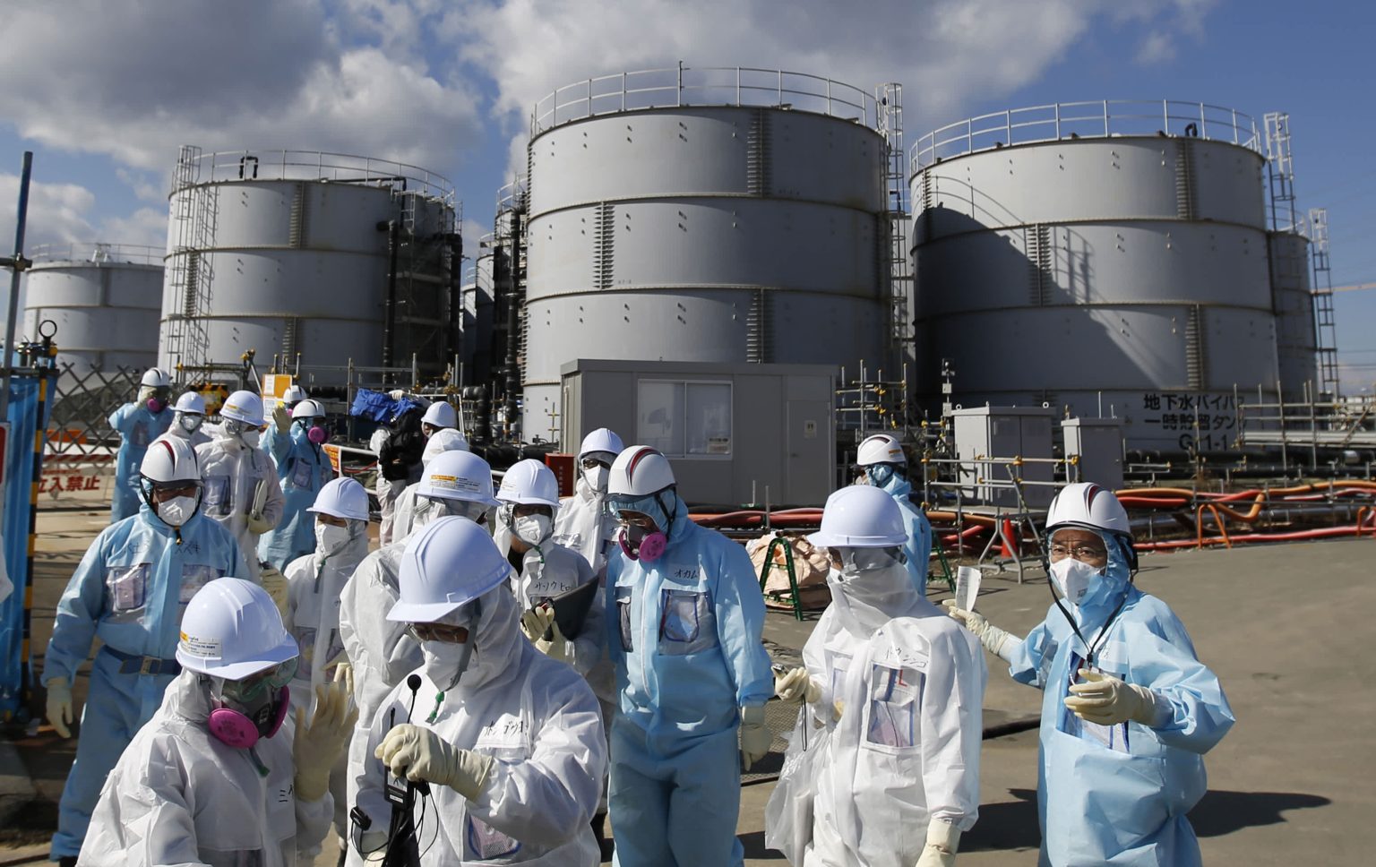 China prohÃbe los productos del mar procedentes de Japón después de comenzar a liberar agua radiactiva tratada de Fukushima