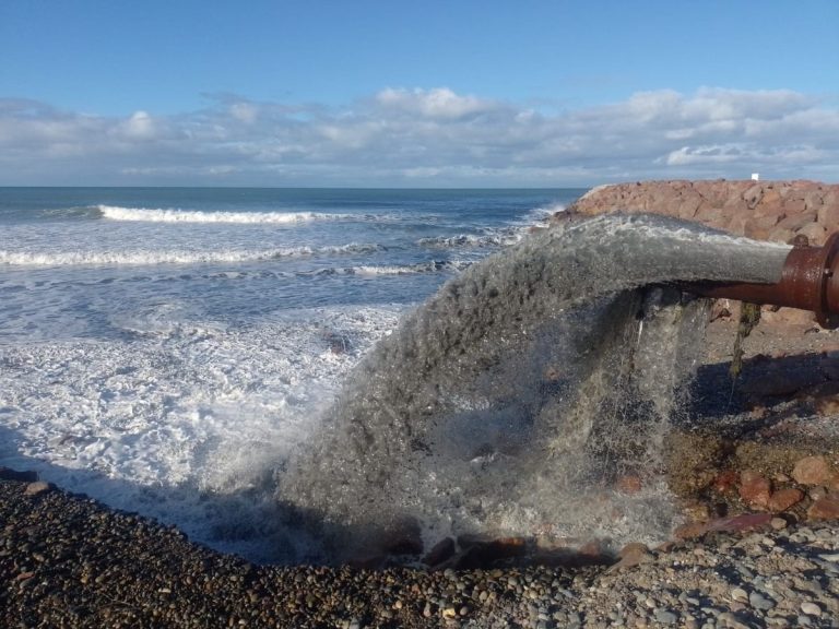 Reactivaron dragado en el puerto de Rawson