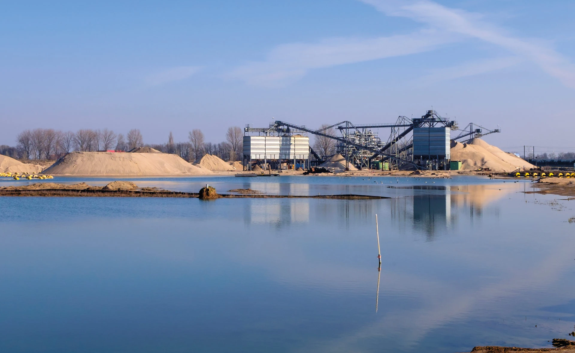 La ONU emitió un alerta mundial por extracción de arena de los océanos