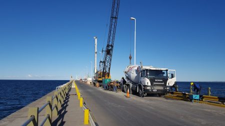 Puerto Madryn, el muelle Storni contin煤a con reparaciones. Se proyectan ampliaciones