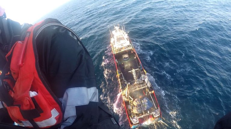 Aeroevacúan a tripulante del BP Andrés Jorge