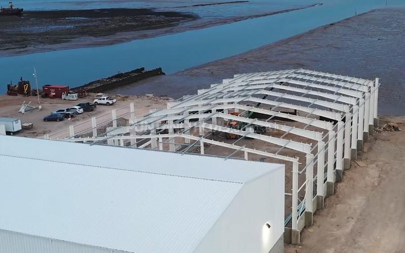 Conarpesa. Fuerte apuesta en Puerto Rosales, firma acuerdo con el Consorcio de Gestión de ese puerto