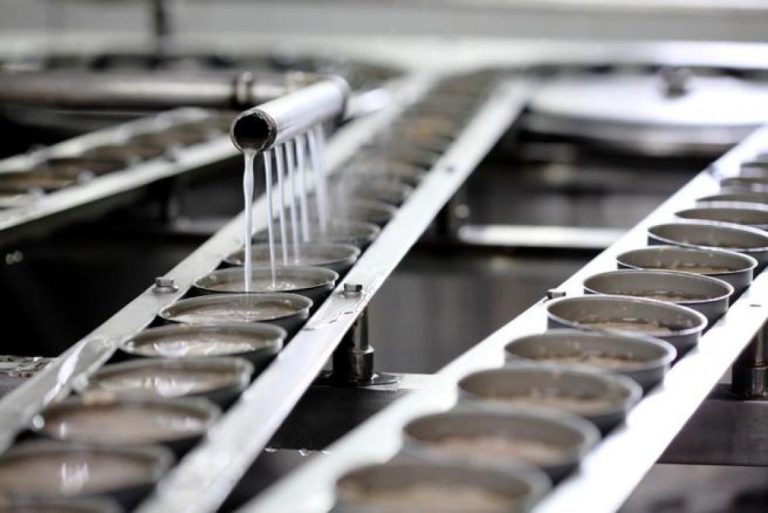 La Uni贸n Europea alerta sobre la industria pesquera espa帽ola