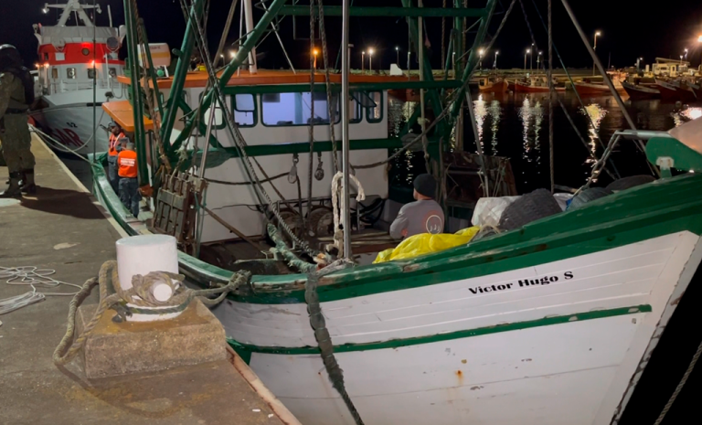 Uruguay intercepta pesquero brasile帽o en maniobras de pesca ilegal