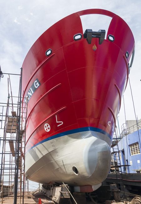 El BP Yani G ser谩 botado ma帽ana en las gradas del Astillero Naval Federico Contessi