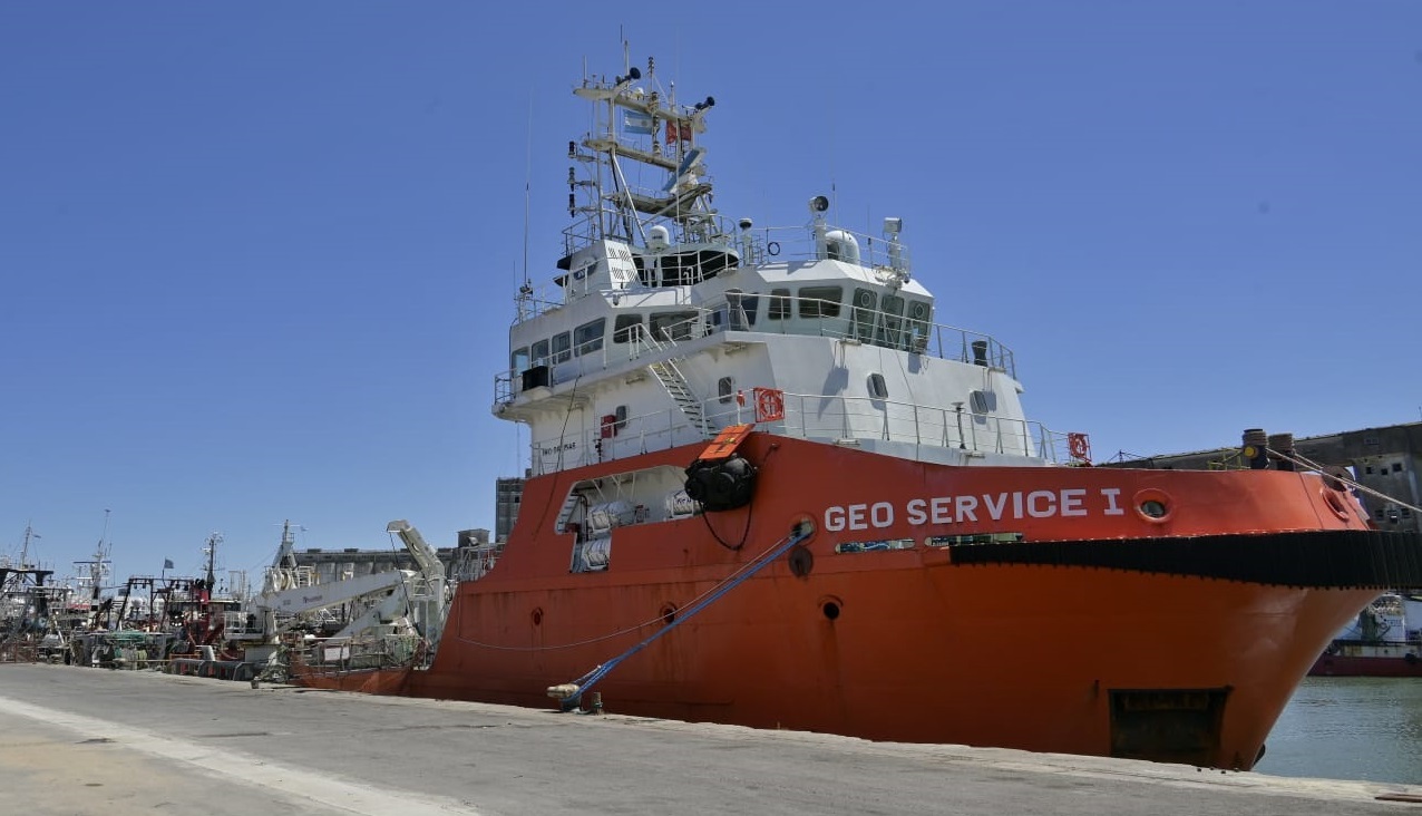 Explotaci贸n Offshore. Mucha actividad para el mismo puerto de hace 70 a帽os