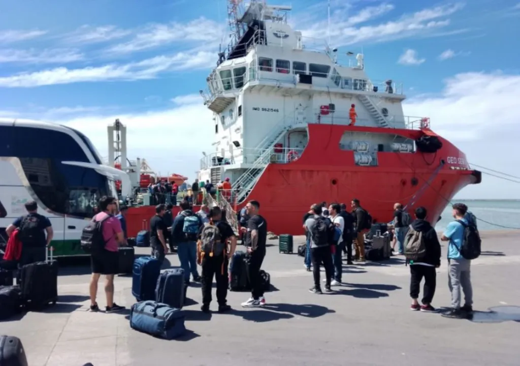Convocan a empresas de la región a brindar servicios para actividad Offshore