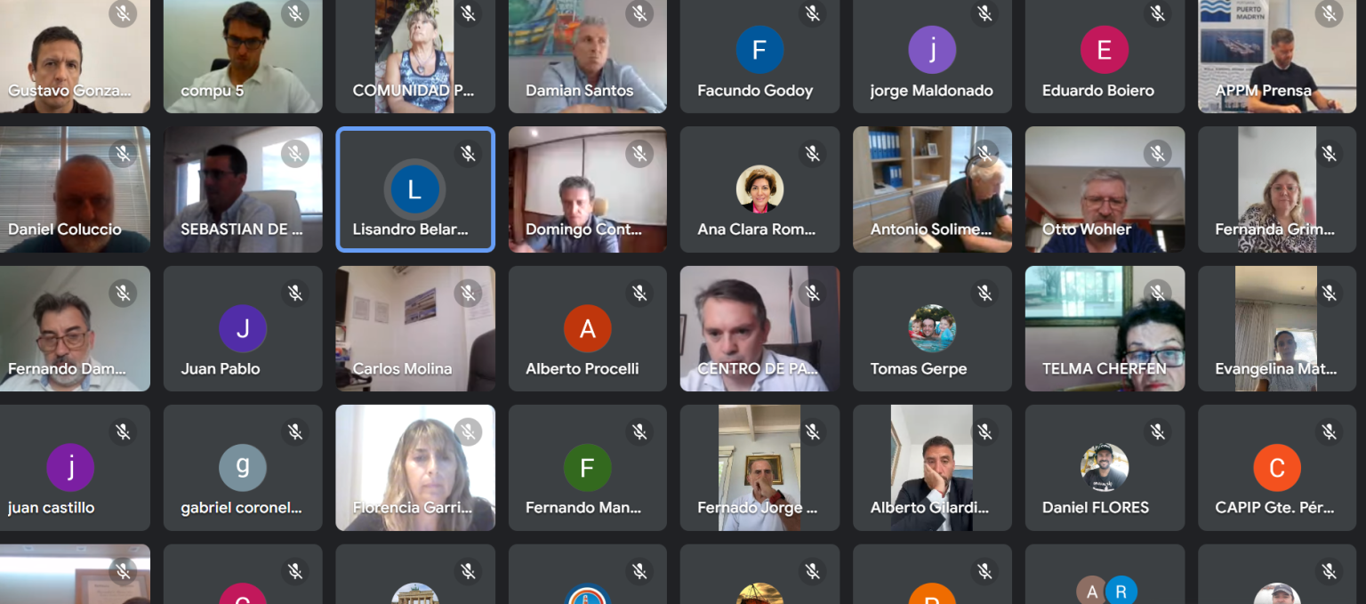 » O hay una redacción concreta, clara o volteamos todo el capÃtulo «, expresó Ignacio Torres