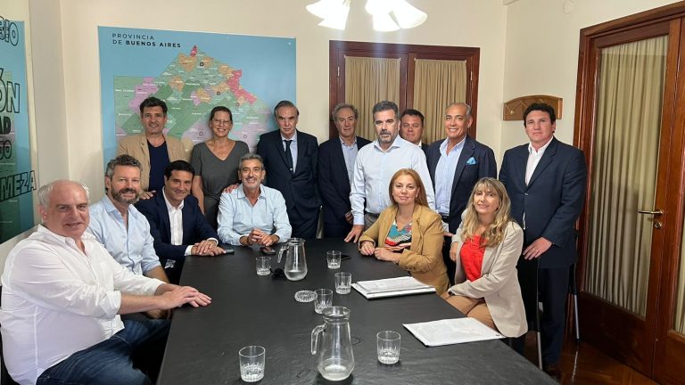 Bloque de diputados disidentes. «Si no sacan el Capítulo de la Pesca, votamos en contra de todo el Proyecto de Ley»