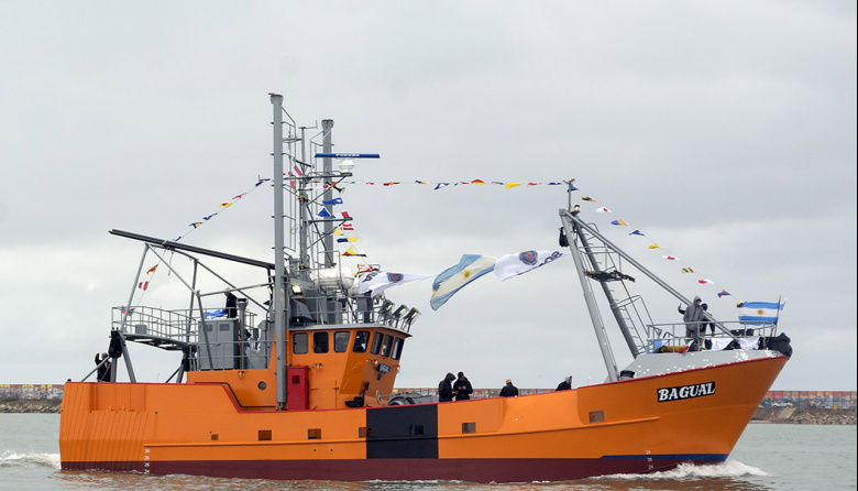 Armador solicit贸 al Secretario de Pesca de Chubut autorice salida de langostino a otras provincias