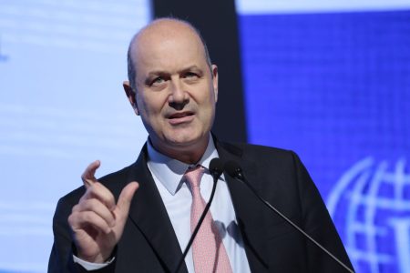 Arbitrarios conceptos al sector pesquero del asesor Federico Sturzenegger desde Miami