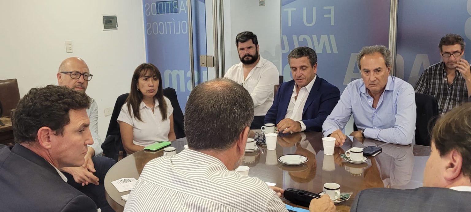 Todo el clúster pesquero se mostró agradecido