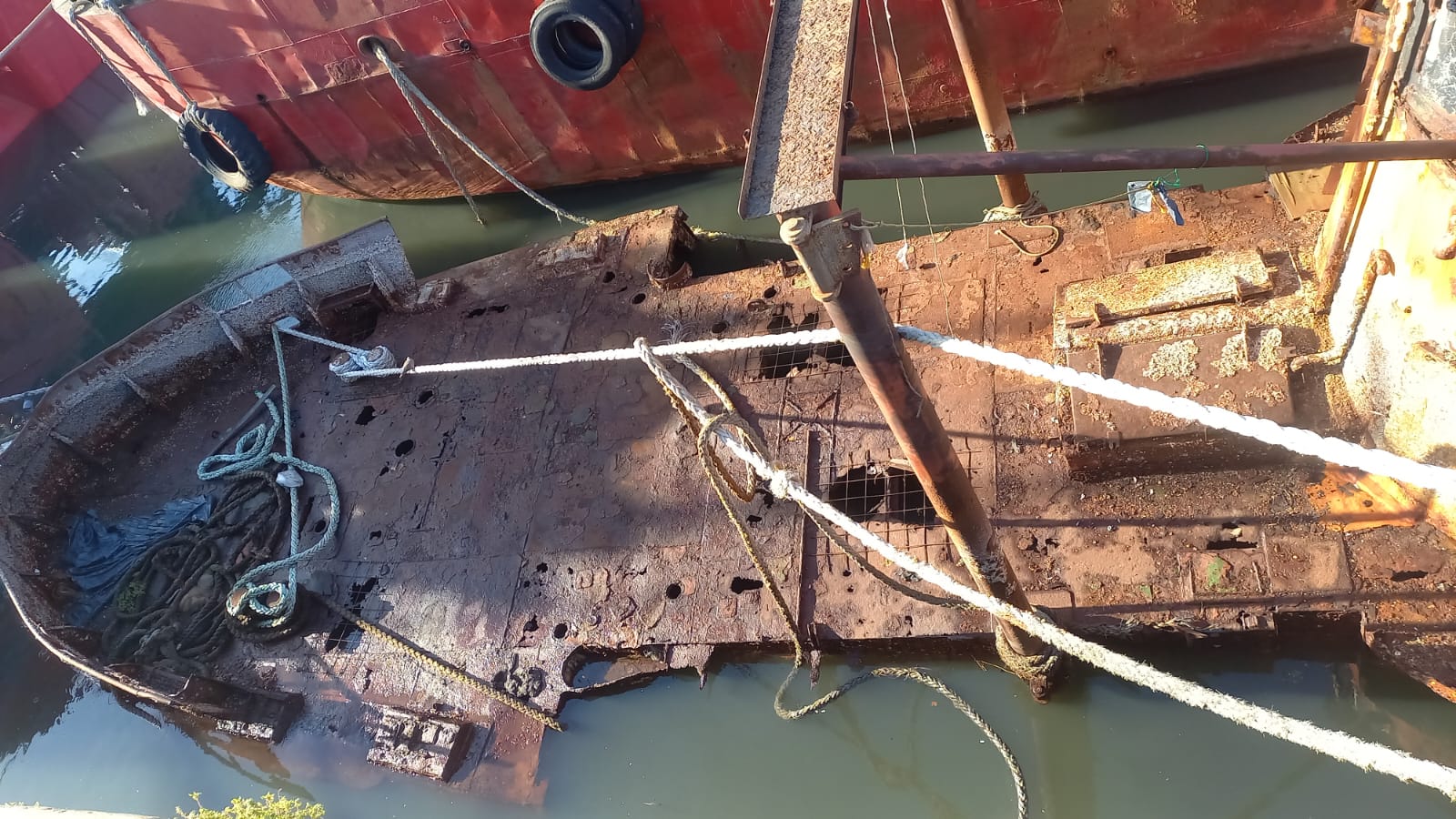 La burocracia administrativa vuelve a hundir al BP Ribazon Dorine