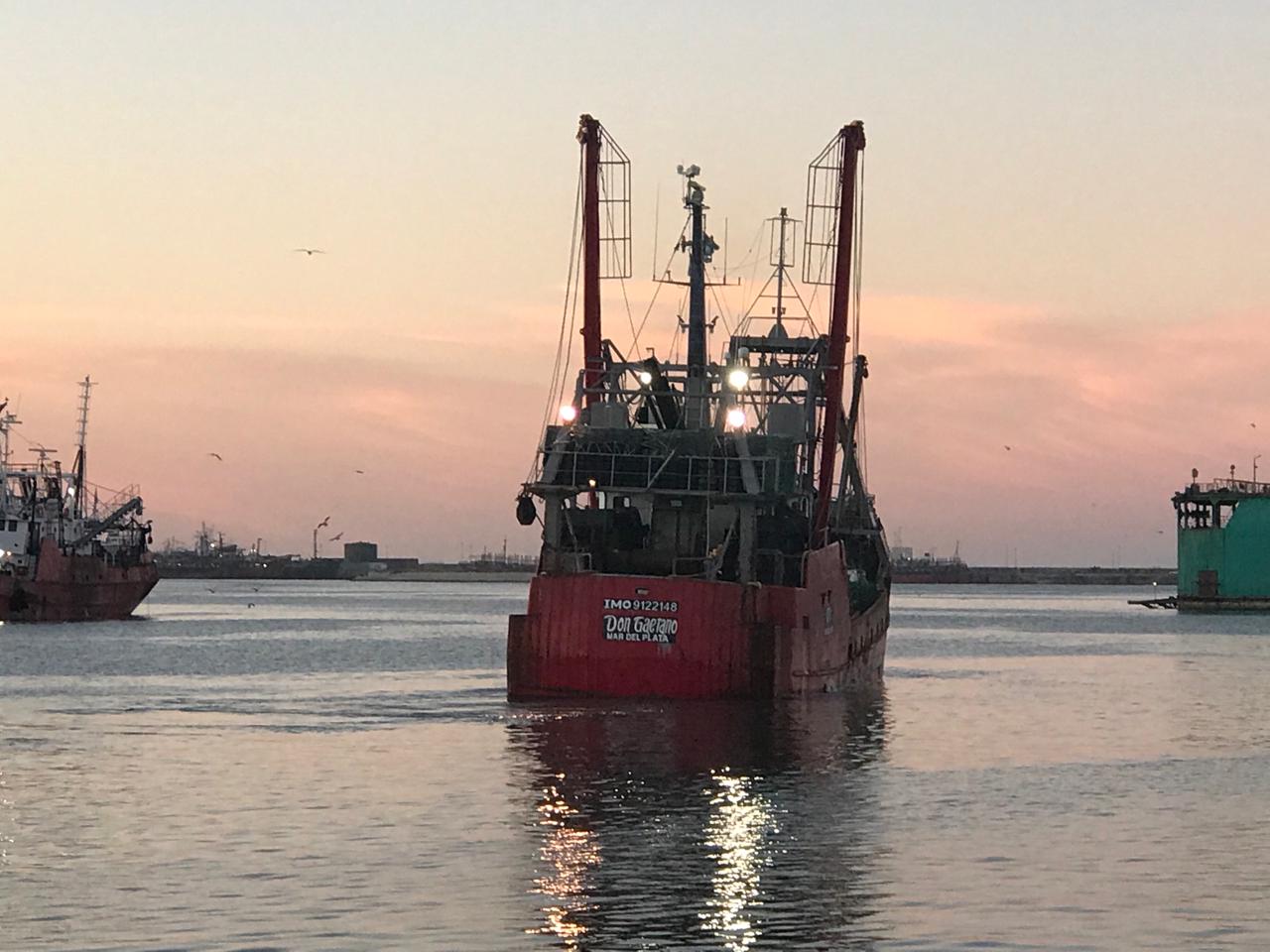 Festival desmedido en Chubut, resaca inevitable en Mar del Plata