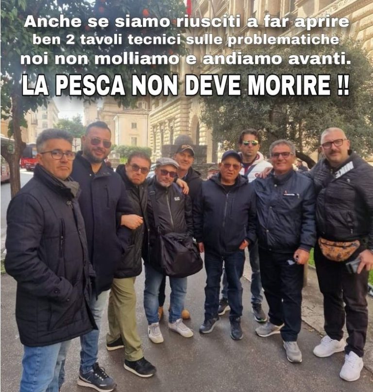 La comunidad pesquera de Italia dice NO a las c谩maras a bordo. El gobierno de Giorgia Meloni avala la postura ante la Uni贸n Europea