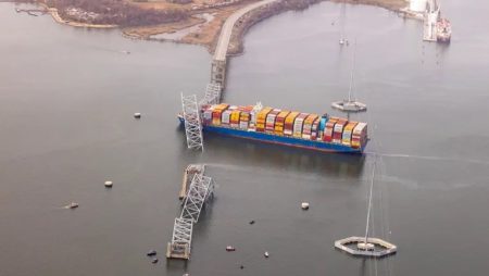 La r谩pida respuesta de los equipos de emergencia evit贸 una tragedia mayor en el colapso del puente de Baltimore