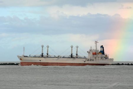 El reefer Fr铆o Chikuma var贸 por las inclemencias del tiempo en las Islas Malvinas