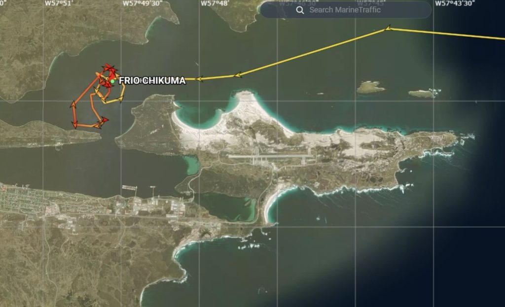 El reefer Frío Chikuma varó por las inclemencias del tiempo en las Islas Malvinas 1 frio chikuma hoy