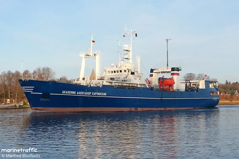 Descubrimiento de enormes reservas de Petr贸leo en la Ant谩rtida por Rusia desata controversia internacional