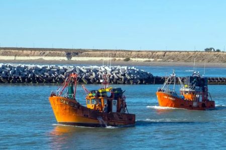 Revocación de permisos de pesca en Chubut: Nueva licitación ante irregularidades