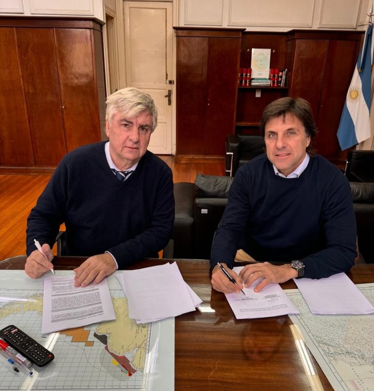 Argentina, de la mano de CAPA avanza hacia la certificaci贸n del calamar illex argentinus