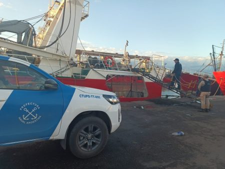 Prefectura Naval Argentina incautó estupefacientes y alcohol en Buque Pesquero de Mar del Plata