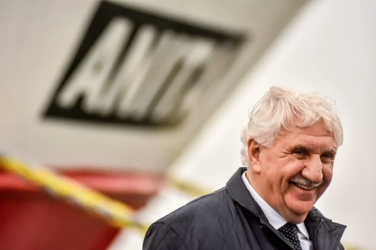 El BP Anita objeto de halagos en una impecable presentaci贸n