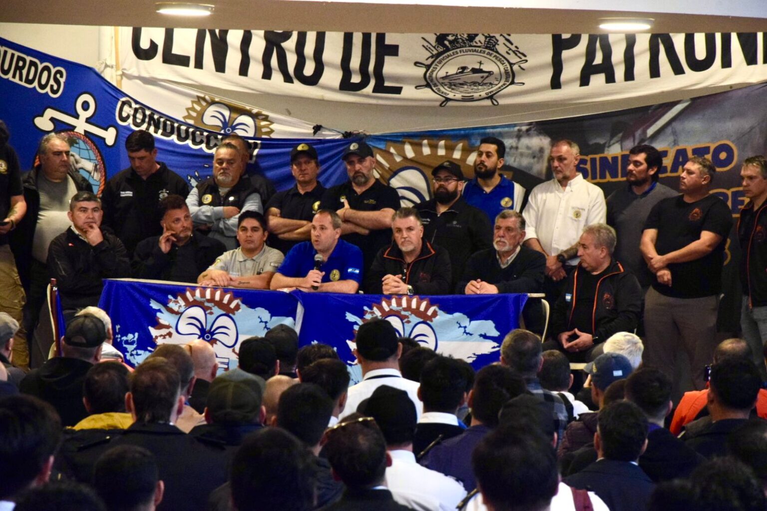 Movilización en defensa al cierre de la Escuela Nacional de Pesca