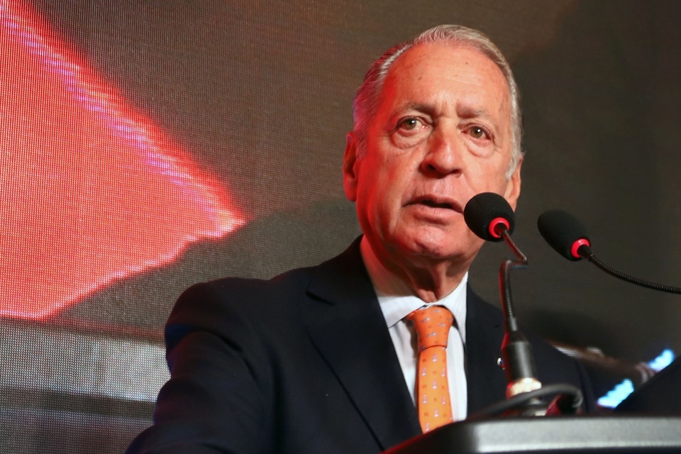 Funes de Rioja: 禄 Argentina no puede crecer sin un modelo de desarrollo industrial 芦