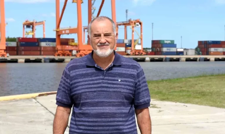 Tensiones y cr铆ticas por la licitaci贸n de la V铆a Navegable Troncal