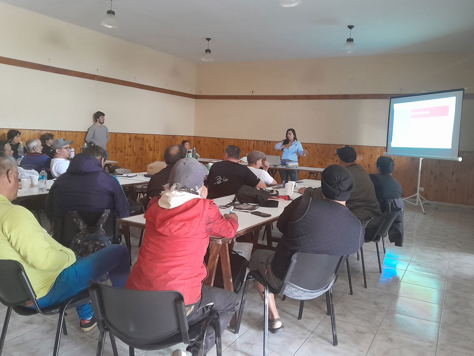 Chubut. CeDePesca capacita en recolección y procesamiento de datos para la certificación de la pesquería de langostino