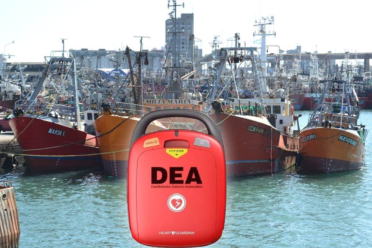 Solicitan a la Prefectura Naval Argentina la obligatoriedad de incluir desfibriladores en buques pesqueros argentinos