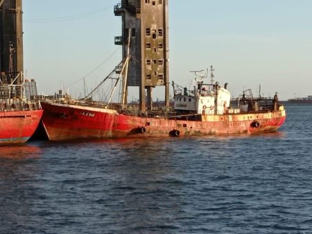 Preocupante situaci贸n del complejo merlucero. Mar del Plata podr铆a convertirse en un polvor铆n