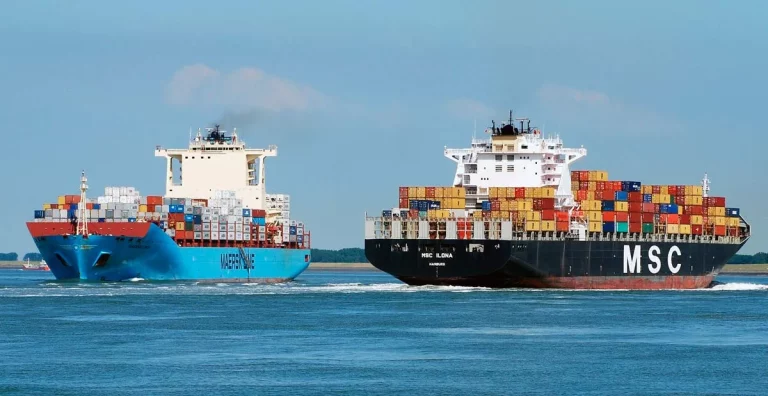MSC y Maersk oficializan su ruptura: Fin de la alianza 2M y el inicio de una nueva competencia