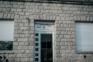 Violento ataque en sede del SOIP deja un herido de bala y abre investigación judicial