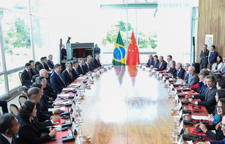 China firma convenio con Brasil para importar pescados y mariscos de origen salvaje