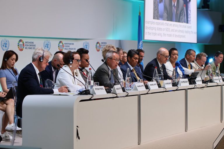 La FAO present贸 en Niza el informe sobre la sostenibilidad pesquera global