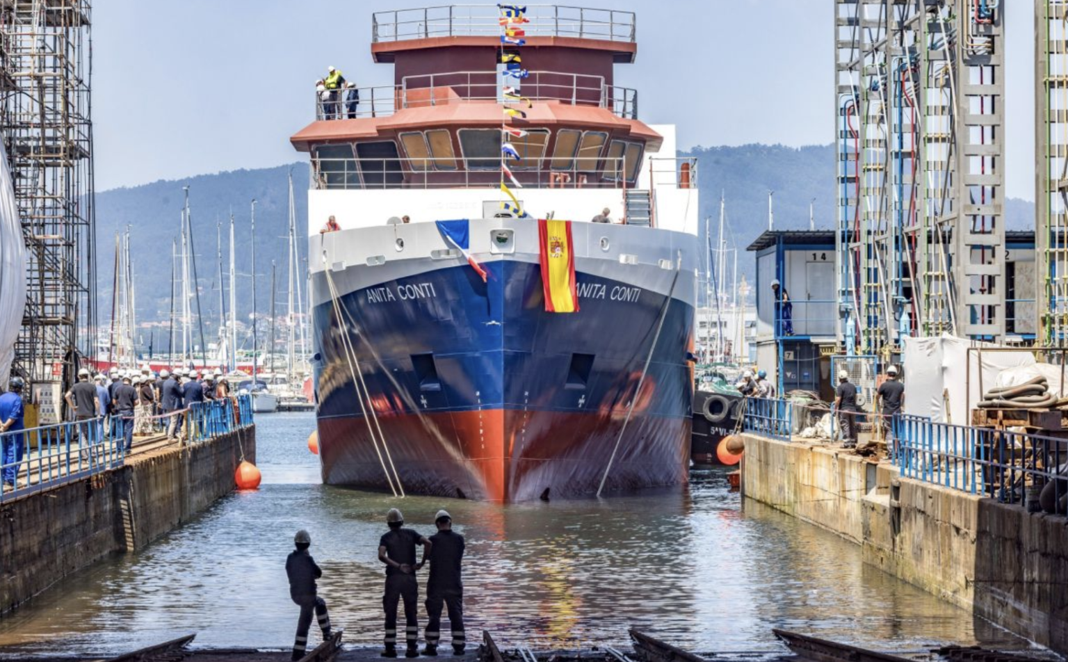 Botaron en Vigo el “Anita Contiâ€, buque insignia de la nueva ética oceanográfica francesa