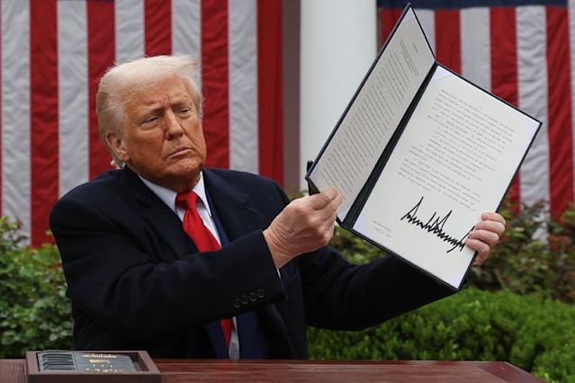 Trump reaviva tensiones comerciales: Amenaza con aranceles del 30% a la Uni贸n Europea y M茅xico a partir del 1 de agosto