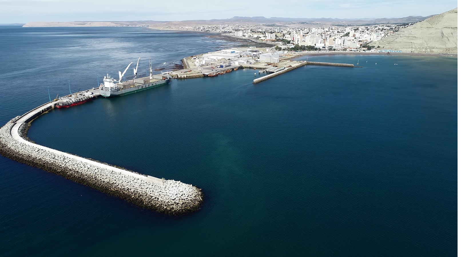 Nuevo reglamento para la estadía de embarcaciones en el Puerto de Comodoro Rivadavia